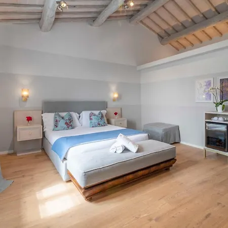 Relais Le Macine Di Stigliano Hotel 4*