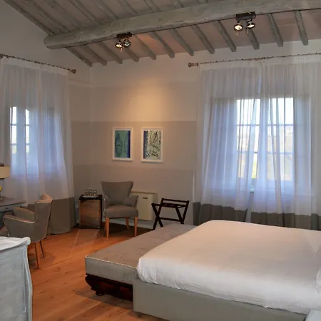 Relais Le Macine Di Stigliano Hotell 4*